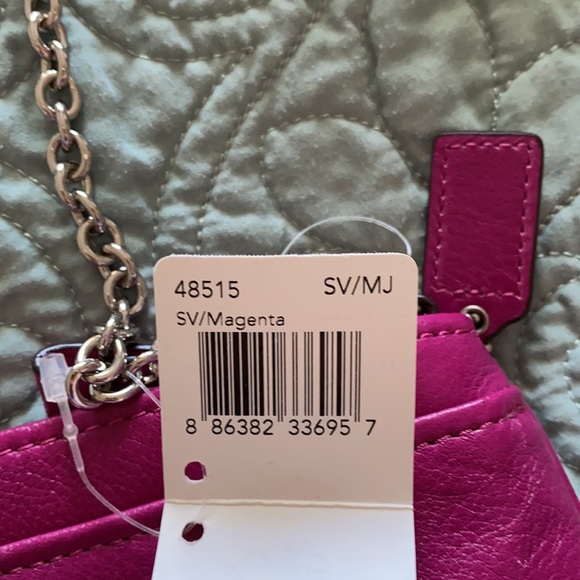 Coach crossbody - Picture 3 of 3